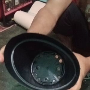 Pot Bunga Ukuran 20