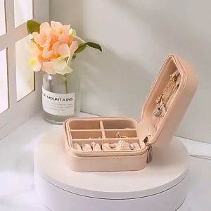Simple and Elegant Large-capacity Design Portable Jewelry Travel Storage Box