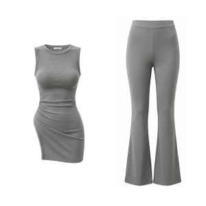 เซ็ต2ชิ้น เสื้อยืดคอกลม แขนกุด สีพื้น ทรงยาว จับจีบสม็อคยางยืดข้างขวา ผ่าข้างชายเสื้อ + กางเกงเอวยางยืดขาม้า ผ้าโพลิเอสเตอร์ ชุดไปทะเล #2109