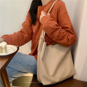Leoni Soft PU Leather Bag l Minimalist l Include Accessories Bag l Adjustable l Quality