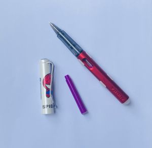 Bút mực xoá được luyện chữ đẹp nhiều hình ảnh ngòi viết nét thanh nét đậm ngòi lá tre viết sáng tạo