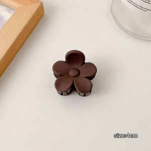 2025 กิ๊บติดผมลายดอกไม้สไตล์เกาหลีสีครีมหวานสำหรับผู้หญิง กิ๊บติดผมรูปปลาฉลาม