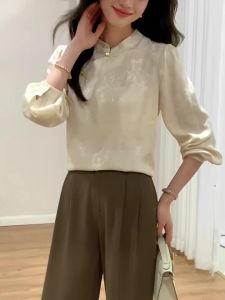 Ammin 2024 mùa xuân của phụ nữ cổ tròn r Nút Thêu Áo thun tay dài một cơn gió mới của Trung Quốc lỏng tất cả các phù hợp với thanh lịch duyên dáng ống tay phồng Jacquard Áo Voan