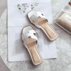 [Free Shipping] Womens flat sandals for summer 2026 new style slip-resistant soft-soled beach sandals for women