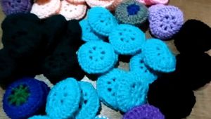 ESSENTIEL8 CROCHETED HEADPHONE COVER/FOAMS 10cm-14cm