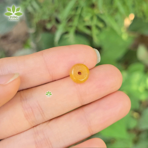 Q1806 Charm ngũ đồng điếu Thạch Anh Tóc Vàng sẵn lỗ 2li hợp Thổ & Kim - Phong Thủy TUDO