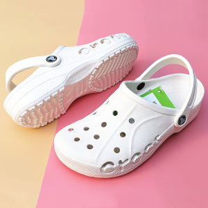 Dép sục crocs baya classic clog chuẩn xịn chống hôi chân nhựa tế bào êm mềm đúc liền khối siêu bền đi mưa lội nước đi biển Crocs baya classic clog cho cả nam và nữ màu trắng