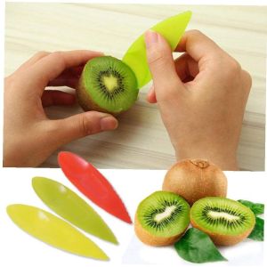 HOME BEST 1pc Kiwi Slicer Cutter Dig Spoon Scoop Peeler Knife Cut Fruit Splitter Tools Corer Remover Kitchen Gadget 奇异果勺子猕猴桃开果器 FZ1-0171