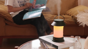 Mini Cool Mist Humidifier Home Air Vaporizer Retro Lantern Aroma Essential Oil Diffuser Mist Maker with LED Night Light