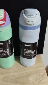 Owala Cup 24OZ owala Double-layer vacuum insulated straw cup 304 Stainless steel thermos cup for car use