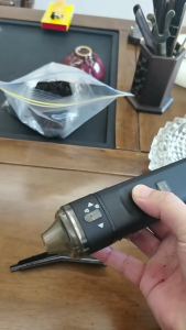 ที่บดสมุนไพรไร้สายน้ำหนักเบา8.1ออนซ์พร้อมไฟ600MAh สำหรับใช้ในครัวกลางแจ้งในบ้านการเจียร