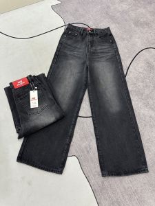 RED PANTHER กางเกงยีนส์ทรงขากระบอกใหญ่สีดำเทาแต่งเฟดขา ผ้าหนาไม่ยืด ความยาว40นิ้ว รุ่น 0016