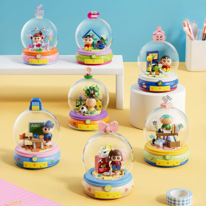 Wonder Moon Block 803403 6IN1 Crystall Ball Scene Crayon Shin Chan Series Gift Decoration Building Brick Toy