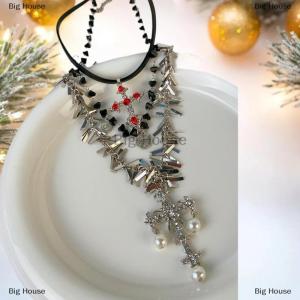 [COD] Big House สร้อยคอโซ่ไข่มุกเทียมวินเทจสุดหรูสำหรับผู้หญิงสร้อยคอจี้ไม้กางเขนแนวพังค์