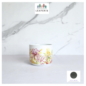 The Leaferie Posie plant pots. Ceramic flowerpot . flowerpots . flower pot . planter . planters