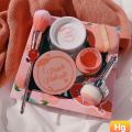 Set trang điểm XIXI PEACH PINK 3 MÓN (PHẤN KIỀM DẦU + PHẤN MÁ +CỌ) CUTE Phấn má dạng bột tone hồng cực xinh, cực tự nhiên. Với thiết kế mới lạ, gọn nhẹ, em này vô cùng tiện lợi và dễ sử dụng, dễ tán đều má hồng. 