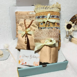 Hantaran Pernikahan Alat Sholat / Hampers Mukena Mewah / Kado Mukena Hampers Lengkap / Set Hampers Mukena / Mukena Set Sajadah Seserahan