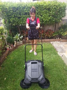 อุปกรณ์กวาดพื้น รถกวาดพื้นเก็บใบไม้ รถเก็บใบไม้ เครื่องเก็บใบไม้ สะดวก ปลอดภัยสูง เหมาะสำหรับพื้นที่เรียบๆเช่น พื้นปูน พื้นกระเบื้อง