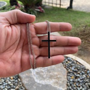 Kalung Salib Hitam List Silver Minimalis / Classic Black Jesus Cross Necklaces Pendants Women Men Stainless Steel Prayer / Kalung Kristiani / Kalung Yesus Salib Eterna / Kalung Pria Wanita Gaya Punk Biker Hip Hop Vintage retro