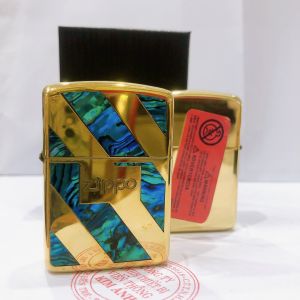 Hộp quẹt Zippo Armor vỏ dầy khắc chìm Zippo ngang cẩn xà cừ 4 sọc chéo hàng loại 1 vỏ bằng đồng có tem đỏ