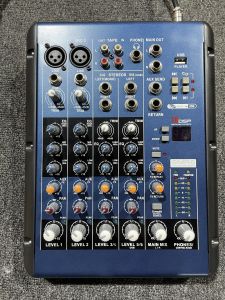 Professional 6-wayProfessional mixer with Bluetooth audio mixer Mixer profesional reverb independen  dengan Bluetooth rekaman