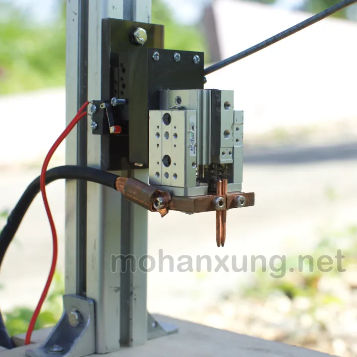 M%C3%A1y%20h%C3%A0n%20cell%20pin%20k%E1%BA%BFt%20c%E1%BA%A5u%20tr%E1%BB%A5%20h%C3%A0n%20tr%C6%B0%E1%BB%A3t%20c%C3%A2n%20l%E1%BB%B1c%20AK-150%20-%20Image%202