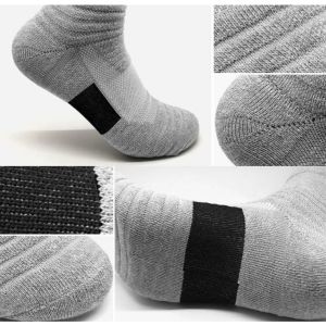 5Pair Men Premium Sports Socks Running Elite Basketball Football Cycling Tennis Ski Athletic Socks 39-45 yard