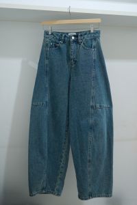 Simplestyle.byd Baggy Jean กางเกงยีนส์ขาโค้ง Barrel Jean