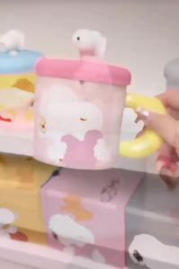 【COD & Spot goods】Cute Snoopy Ceramic Mug with Lid - A Stylish Cup for Her Perfect for Coffee & Home