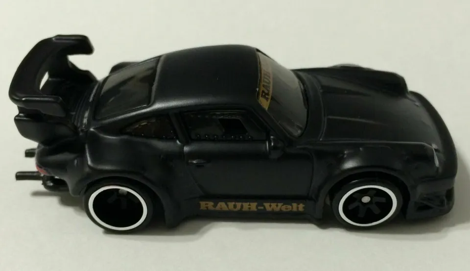 S*t様 Hot Wheels RWB Porsche 930 A Tale of Two: Hot Wheels Silhouettes RWB Porsche 930 & RLC