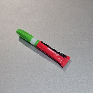 กาวติดไม้น้ำ สำหรับติดไม้น้ำกับขอนไม้ หรือติดกับหิน