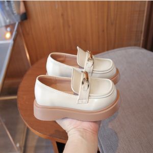 Kids leather shoes autumn new girls loafers soft sole metal buckle British style anti slip casual shoes girls performanceshoes