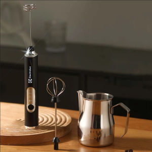 Electrolux เครื่องตีฟองนม  ที่ชาร์จ USB เกียร์ปรับได้ 3 ระดับ  อุปกรณ์ทำขนม ของใช้ในครัวที่บ้าน Electrolux