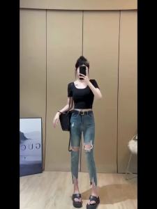 COD  Seluar Pinggang Tinggi Robek 2024 Musim Panas Jenis Popular Versi Korea a Barat Elastik Langsing Wanita Seluar Jeans Sembilan Mata  Sem