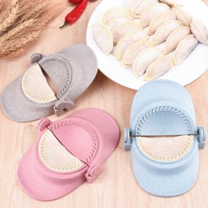 UNQCSA Portable 3 Sizes Household Labor-Saving Manual Foldable Dumpling Maker Dumpling Mould Pastry Pie Maker Ravioli Mold