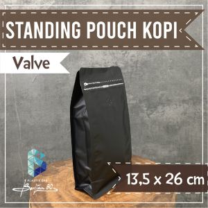 Standing Pouch  135x26 CM Plastik Kemasan Kopi 500gr black - Standing pouch flat bottom zipper and valve/Plastik Kemasan Snack