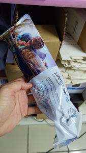 Ống lọc nước LifeStraw- Sản phẩm không thể thiếu khi đi cắm trại