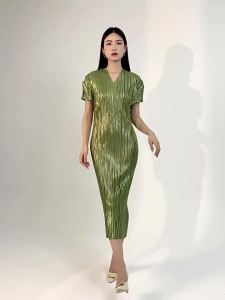 Cross-Border Foreign Trade Metal Texture Base Skirt South Oil High-End Womens Clothing 2023 New Dress Long High-End ㏇L0514