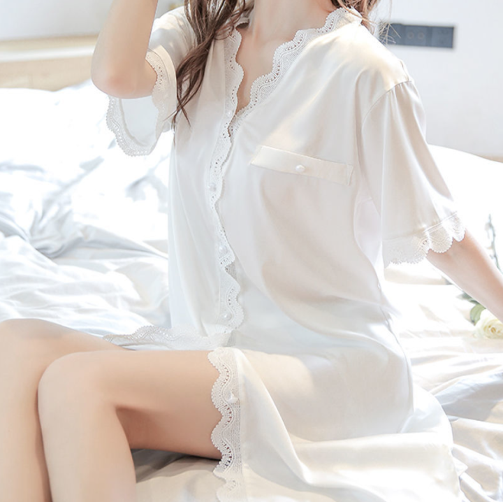 Đầm ngủ cho nữ hình kem dưa hấu màu trắng