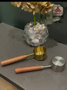 สินค้าพร้อมส่งจากไทย   ช้อนตวง สเตนเลส 60/80/125/250ml ด้ามจับไม้ เกรดอาหาร สำหรับตักกาแฟ ไอศกรีม ผงผลไม้ เครื่องดื่ม ใช้ในเบเกอรี่ ถ้วยตวงกาแฟ