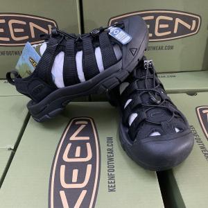 รองเท้าเดินป่า KEEN H2 รองเท้าแตะสําหรับใส่เท้าผู้ชายและผู้หญิง รองเท้าชายหาดกันลื่น สวมขนาด 35-45