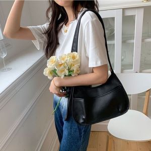 2025 NEW ARRIVAL stylish minimalist new moon bucket saddle one shoulder crossbody bag