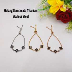 Gelang Serut Bunga Grigi Dan Polos Bolak balik / Satu sisi Permata Titanium Stainless Steel (COD)