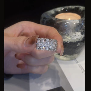 Sunrichh แหวนเพชรหรูหราระดับไฮเอนด์แหวนนิ้วชี้เฉพาะกลุ่ม