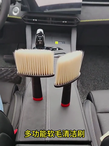Car Dust Sweeping Tools for Air Outlet Auto Dust Remover Cleaning Brush Duster Car Cleaning Brush Detailing Dust Brush