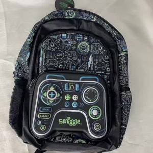 LJAustralian Smiggle Original Childrens Game Console Handle Schoolbag Boys Pupils Waterproof Backpack 16 Inch Super Cool Kids Bag