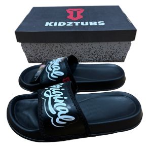 KIDZTUBS Sandal Anak Laki Laki Karet Slip On Selop Slide Jepit Karakter Hitam 6 10 Tahun Kaki Fashion 1958100124
