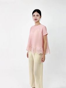 1532 Ruched Top Gentle Style Miyake Loose Plus Size Covering Short Sleeve T-Shirt One Size (45-75kg)