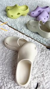 WomenS Summer Outdoor Closed-Toe Clogs Cute Thick-Soled Non-Slip Versatile Nurse Slippers Operating Room Anti-Puncture Shoes