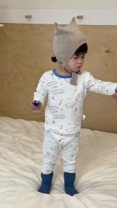Childrens pajamas for boys in spring and autumn A Round-neck cartoon underwear set for babies wool stretch fabric home wear two-piece set